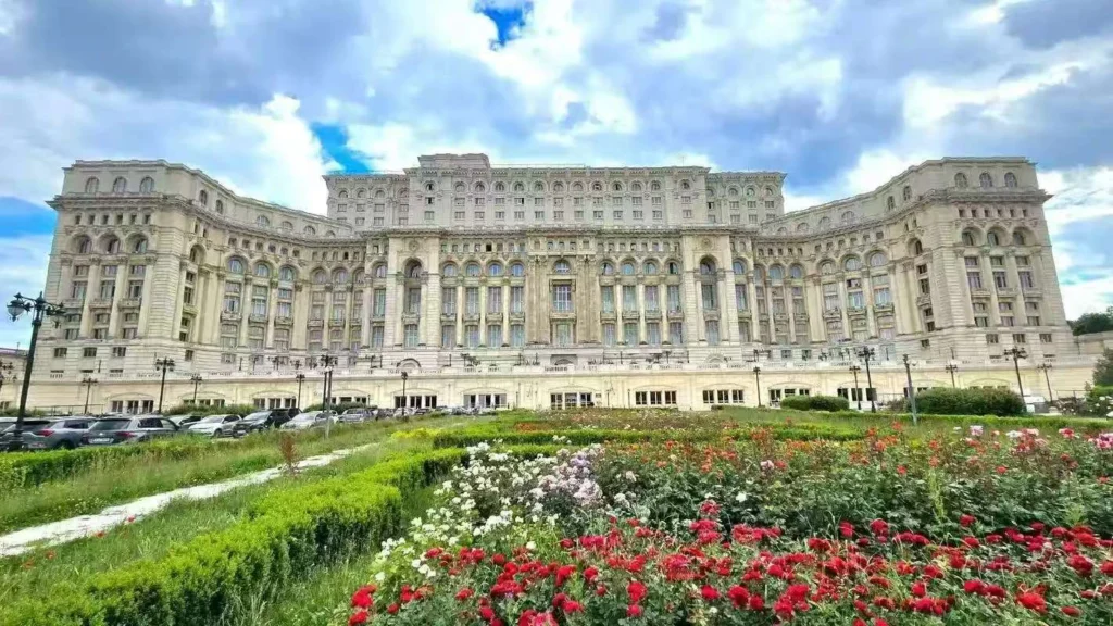 中罗小外交官文化艺术交流活动10月25日欢迎参加或关注Welcome to join or follow the Cultural Exchange Activity of Students between China and Romania on October 25th in Beijing