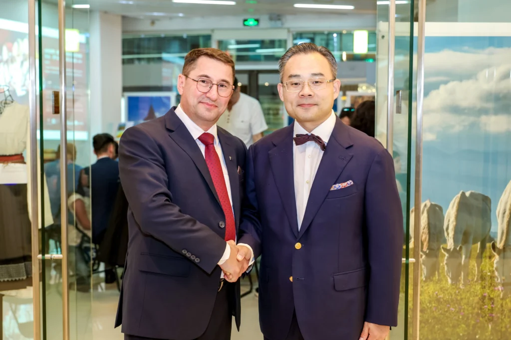 罗马尼亚使馆文化中心音乐美食文化活动The music, food culture event of the Romanian Embassy Cultural Center